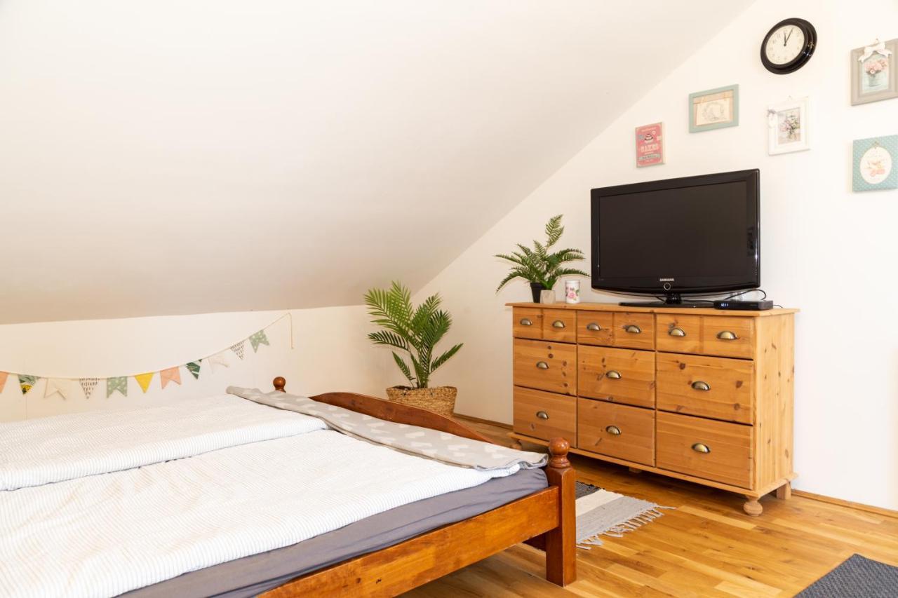 Vanilia Apartman Eger Eksteriør billede