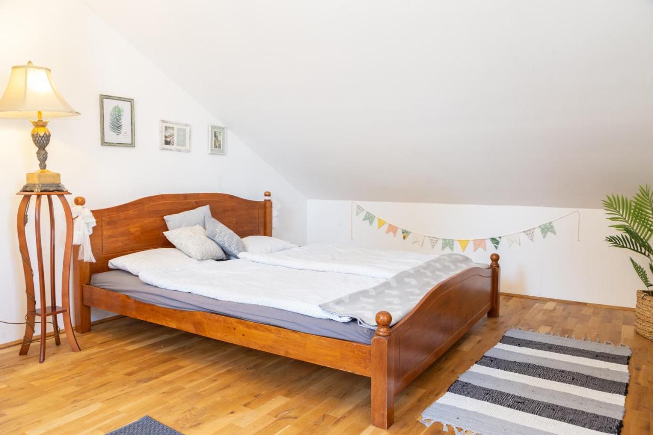 Vanilia Apartman Eger Eksteriør billede